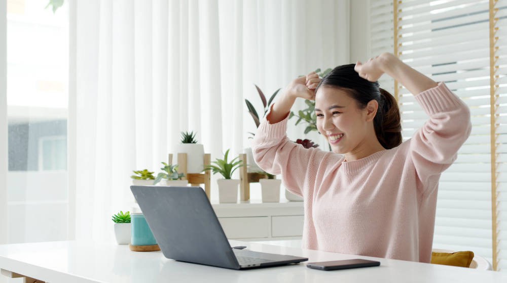 Mobilizing hybrid office employees